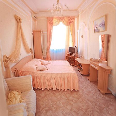Versal Hotel خيرسون الغرفة الصورة