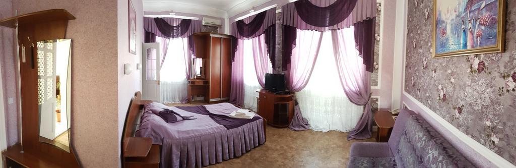 Versal Hotel خيرسون المظهر الخارجي الصورة